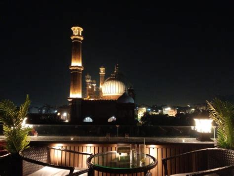 Perfect Combo: A cafe overlooking the spectacular Jama Masjid - The Patriot