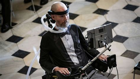 ALS advocate and former NFL player Steve Gleason awarded Congressional ...