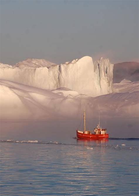 A Voyage by Icebreaker Ship Along the Arctic