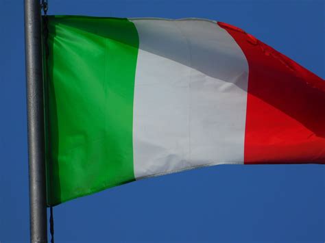 Kostenlose foto : Flügel, Wind, Flagge, Tricolor, Italien flagge 4608x3456 - - 640922 ...