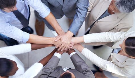 Key Ingredients for a Successful Team Huddle — RISMedia