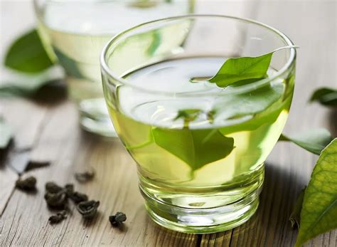 7 Amazing Benefits of Drinking Green Tea — Eat This Not That