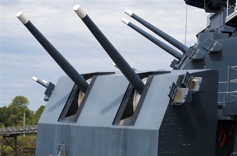 Battleship Weapons