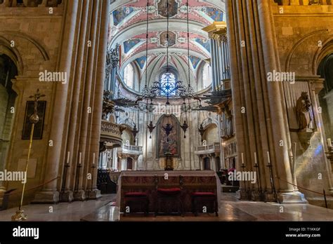 Inside Lisbon Cathedral, Portugal Stock Photo - Alamy