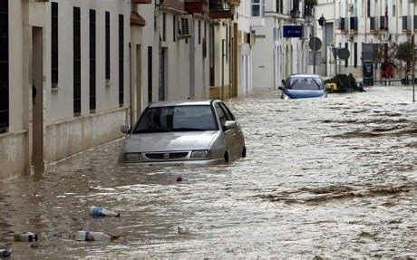 Kara: Spain flooding cause thousands to evacuate