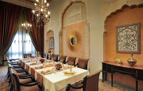 Passion For Luxury : RAMBAGH PALACE, JAIPUR