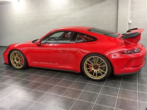 2018 Porsche 911 GT3 on Gold OZ Ultraleggera Wheels Looks Amazing - autoevolution