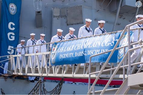 USS Lake Champlain Decommissions After 35 Years of Distinguished Service > U.S. Pacific Fleet > News