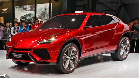 Siga em directo a apresentação do novo Lamborghini Urus | Automais