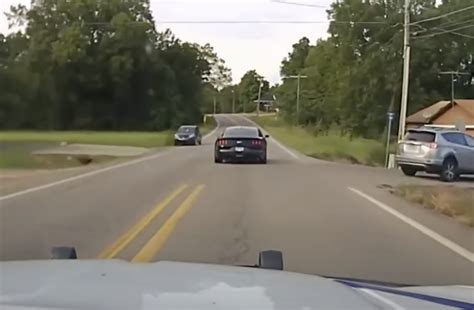 Stolen 2015 Ford Mustang GT Hits 120 MPH During Chase: Video