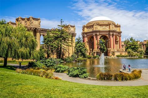 The Palace of Fine Arts in San Francisco - Visit a Historic San ...