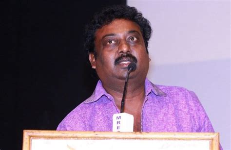 Saravanan (Bigg Boss Tamil) Wiki, Age, Family & Images - TamilGlitz