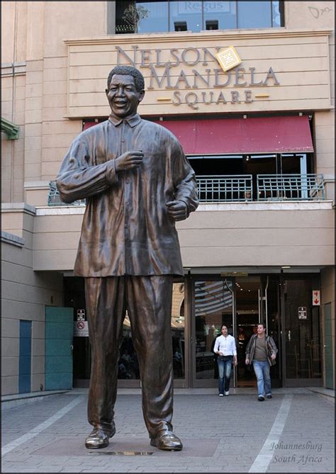 Nelson Mandela Square in Sandton Johannesburg | Junk Mail Blog