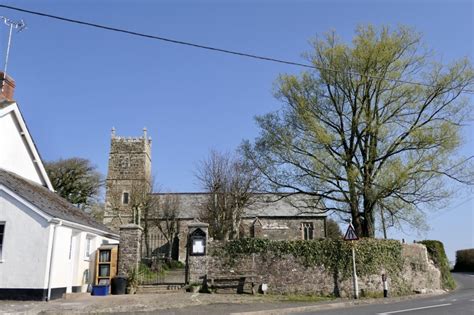 Church of St Michael, Meeth, Devon - Photo "Meeth church"