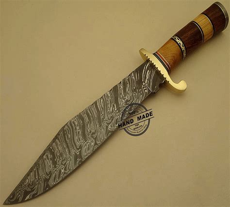 Damascus Bowie Knife Custom Handmade Damascus Steel Hunting Knife