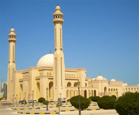 Travel Trip Journey : Al Fateh Grand Mosque Bahrain