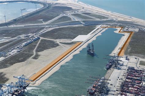 Port of Rotterdam selects contractors for Amalia Harbour expansion