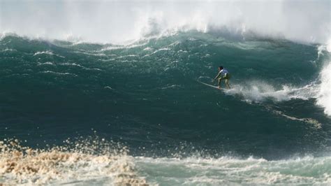 Surfing: Lifeguard wins "The Eddie" surfing competition in Hawaii - The ...