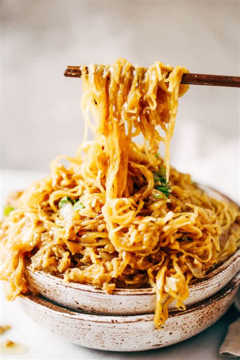 Spicy Spaghetti Squash Noodles - Paleo Gluten Free Eats