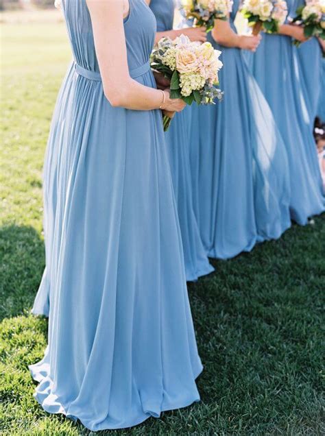 Cute Cornflower Blue and Peach Wedding Color Ideas - ColorsBridesmaid