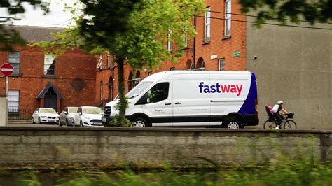 Fastway Couriers: Couriers Ireland