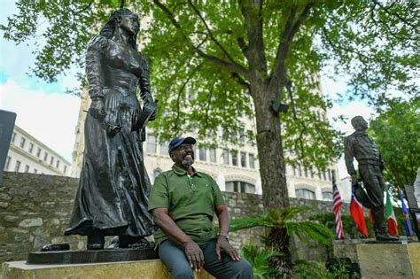 Alamo unveils first statues of African American figures of the Texas Revolution