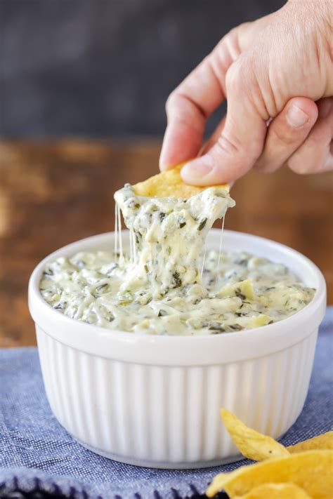 Easy Spinach Artichoke Dip | Lil' Luna