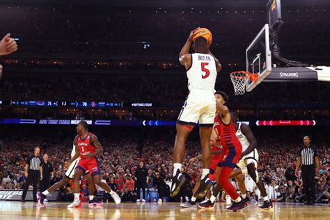 Final Four: San Diego State's Lamont Butler hits buzzer-beater to beat Florida Atlantic and send ...