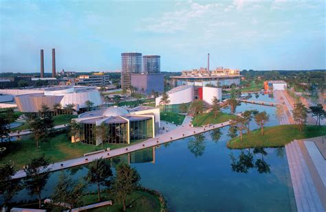 Mehr als Motoren: Autostadt in Wolfsburg - n-tv.de