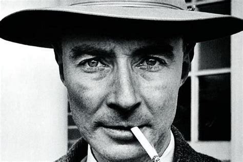 Who was Robert Oppenheimer, father and inventor of the atomic bomb? | Marca