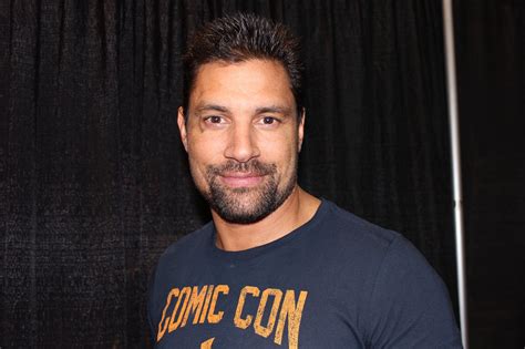 Manu Bennett talks Arrow, Spartacus, and The Hobbit. - The Geekiary