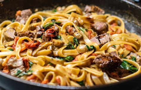 Lekker recept: Tagliatelle met biefstuk en champignons | Freshhh