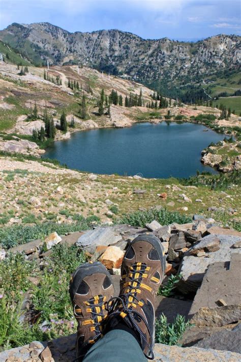 Hiking Utah stock image. Image of mountains, relaxing - 32885115