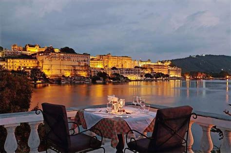 Best Lakeside Restaurants In Udaipur | Ambrai Restaurant | Amet Haveli