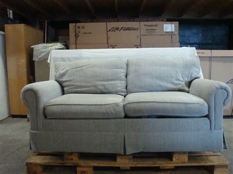 AUC85 | 2 Seater, sofa/bed | US Embassy Sweden | Flickr