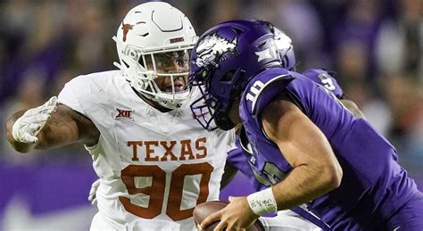 Texas DT Byron Murphy makes departure from Longhorns, entry into 2024 ...