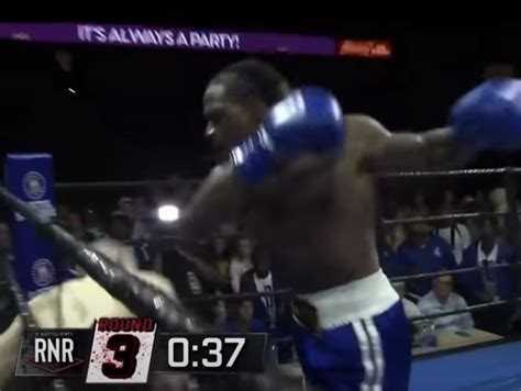 Highlights From Ex-NFL Pacman Jones Boxing Match Against Bobby Laing ...