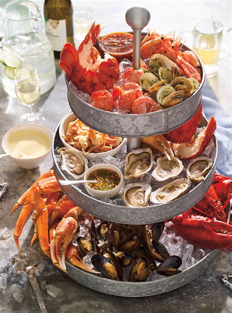 Coast-to-Coast Canadian Seafood Platter | RICARDO