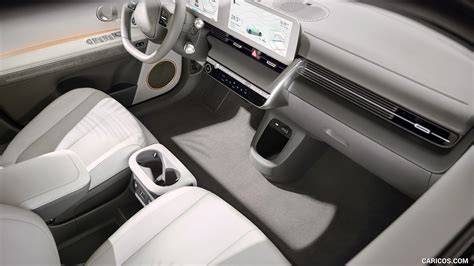 Hyundai Ioniq 5 | 2022MY | Interior, Front Seats