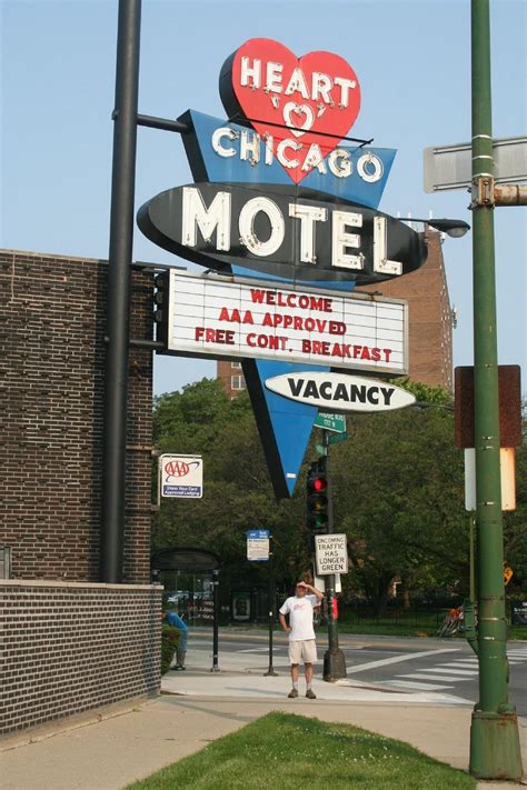 HEART O' CHICAGO HOTEL - Prices & Motel Reviews (IL)