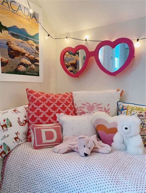 pinterest: jns2424 | Preppy room, Dream house rooms, Bedroom makeover