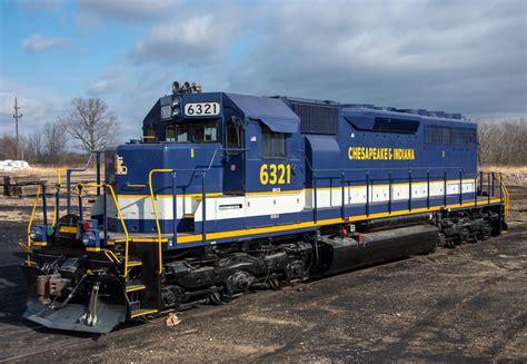 Indiana locomotive shop turns out re-built SD40 in Southern/C&O-inspired paint | Trains Magazine