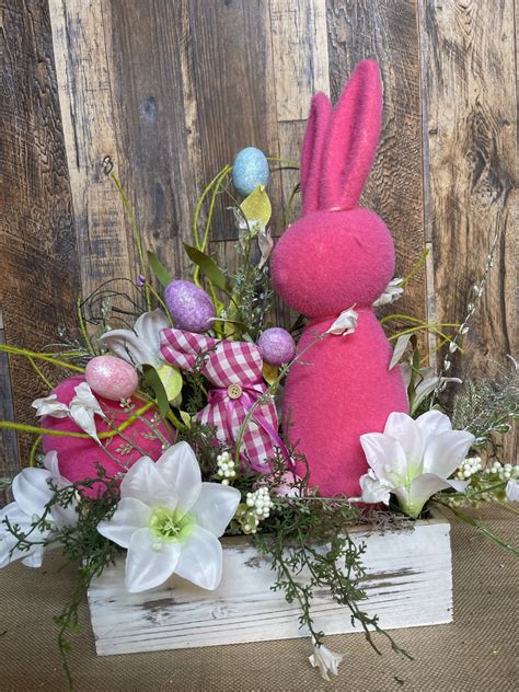 Easter bunny centerpiece – Nadia's Crafty Corner