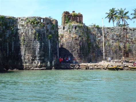 Sindhudurg Fort – Malvan | Maharashtra Maza