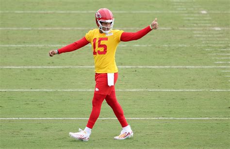 Patrick Mahomes' Contract Includes Major Team-Friendly Detail - Newsweek