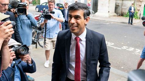 Tory contender Rishi Sunak sees no UK income tax cuts before fall 2023 ...