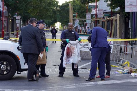 3 dead, 11 wounded in Philadelphia shooting on busy street – Aruba Today