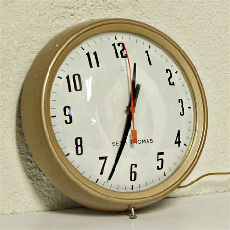 Vintage Wall Clock Seth Thomas electric round by OldCottonwood