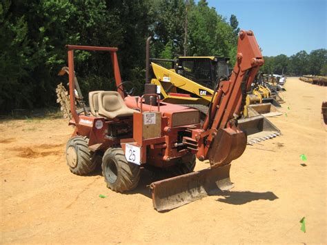 DITCH WITCH 2300 TRENCHER - J.M. Wood Auction Company, Inc.