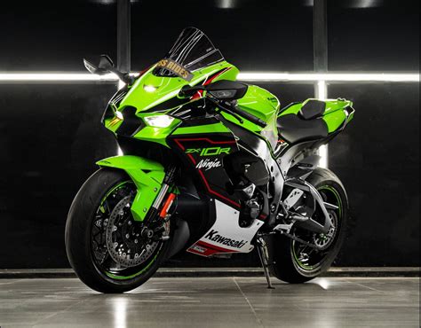 Kawasaki Ninja Zx10r 2023 Model || Zx10r Price In India ||, 53% OFF